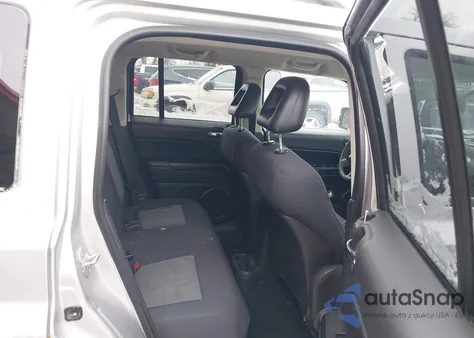 2009 Jeep Patriot Sport from USA, damaged, VIN 1J4FT28B59D159065